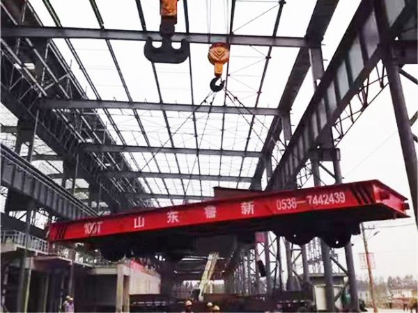 电动平板车施工现场